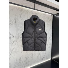 벤다벨 그래픽 퀼팅 다운 패딩 조끼 베스트(블랙)