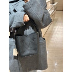 루* 고급 올인 BB 백 모노그램 앙프렝뜨 숄더백