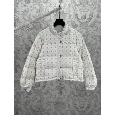 크* M1115 시그니처 다운 패딩