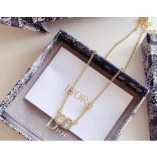 디* 스톤 콕 목걸이