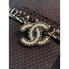 샤* 스톤 레더 브로치