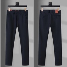 로* 피아나 로고 패치 사방스판 치노 팬츠수입최고급 (가을겨울)