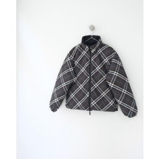 버** 25 리버시블 체크 나일론 퍼퍼 자켓  수입