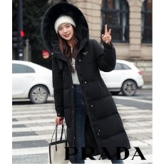 프** 삼각로고 퍼 트렌치 롱 패딩