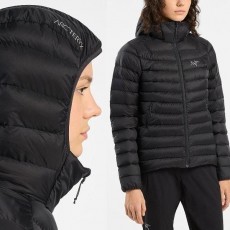 아**** 경량 후드패딩