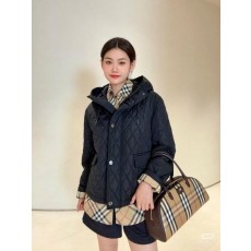 버** 누빔 후드 자켓