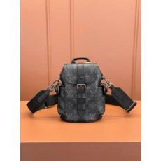 루* 나노 크리스토퍼 크로스백