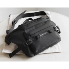 발**** 남성 아* 라지 벨트백 블랙